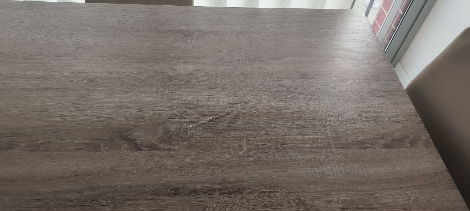 Mesa de sala/ cozinha