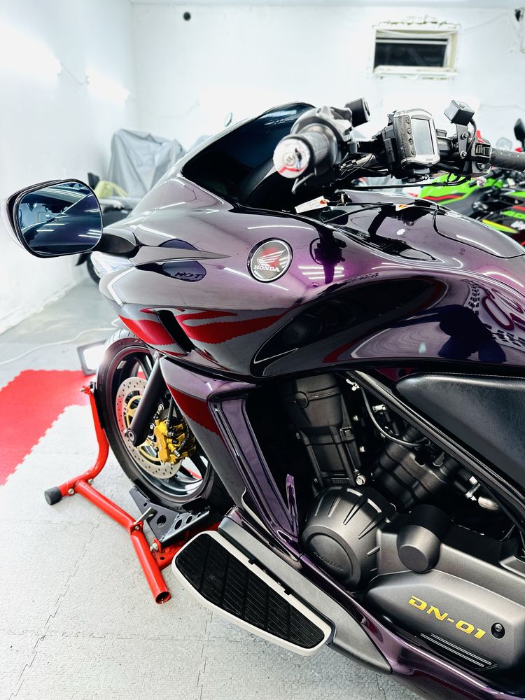 мотоцикл Honda DN-01 ABS АВТОМАТ з Японії+ є доставка