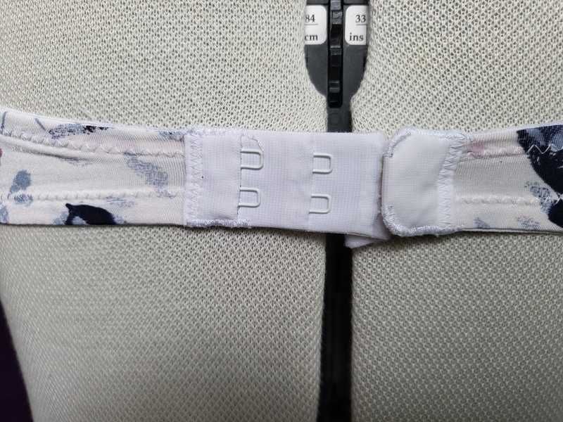 Stanik biustonosz 75C H&M HM HiM motyle kwiaty biały kolorowy wiosenny