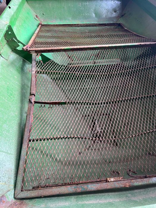 Amazone-18 Розкидач мінеральних добрив