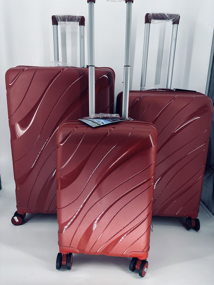 Nowa walizka kabinowa / walizki różne rozmiary