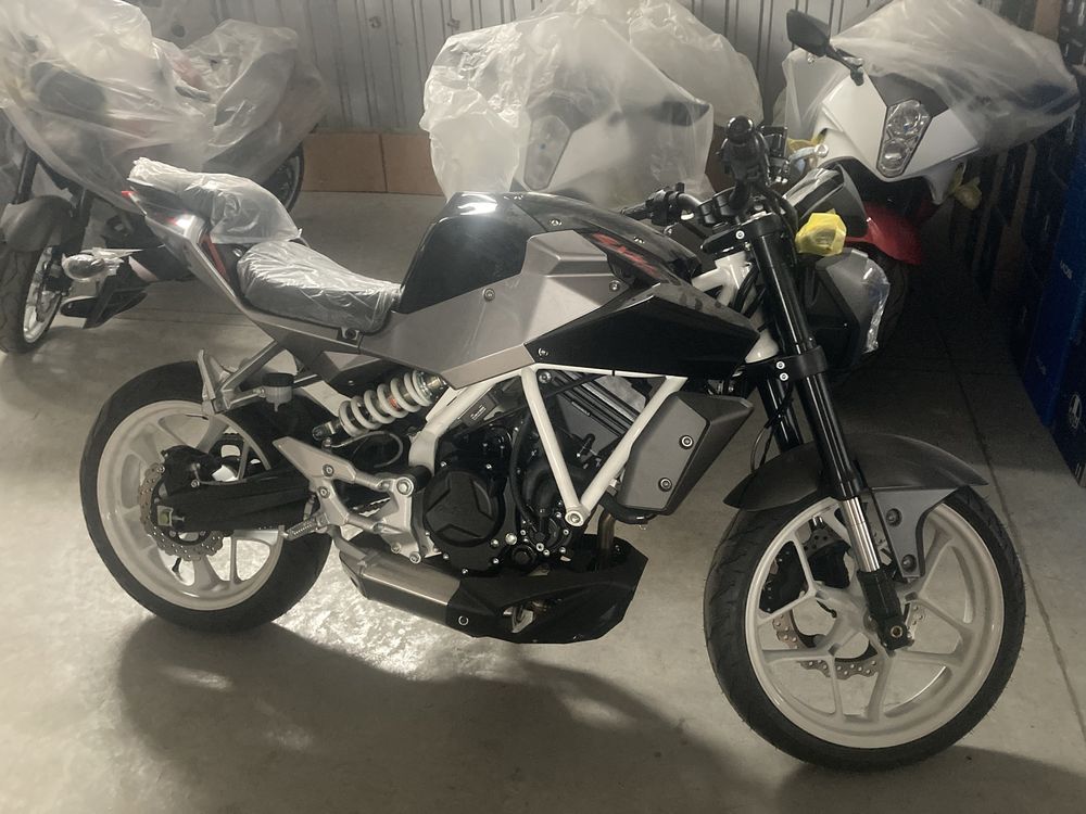 Продам новий мотоцикл Hyosung 250 GD