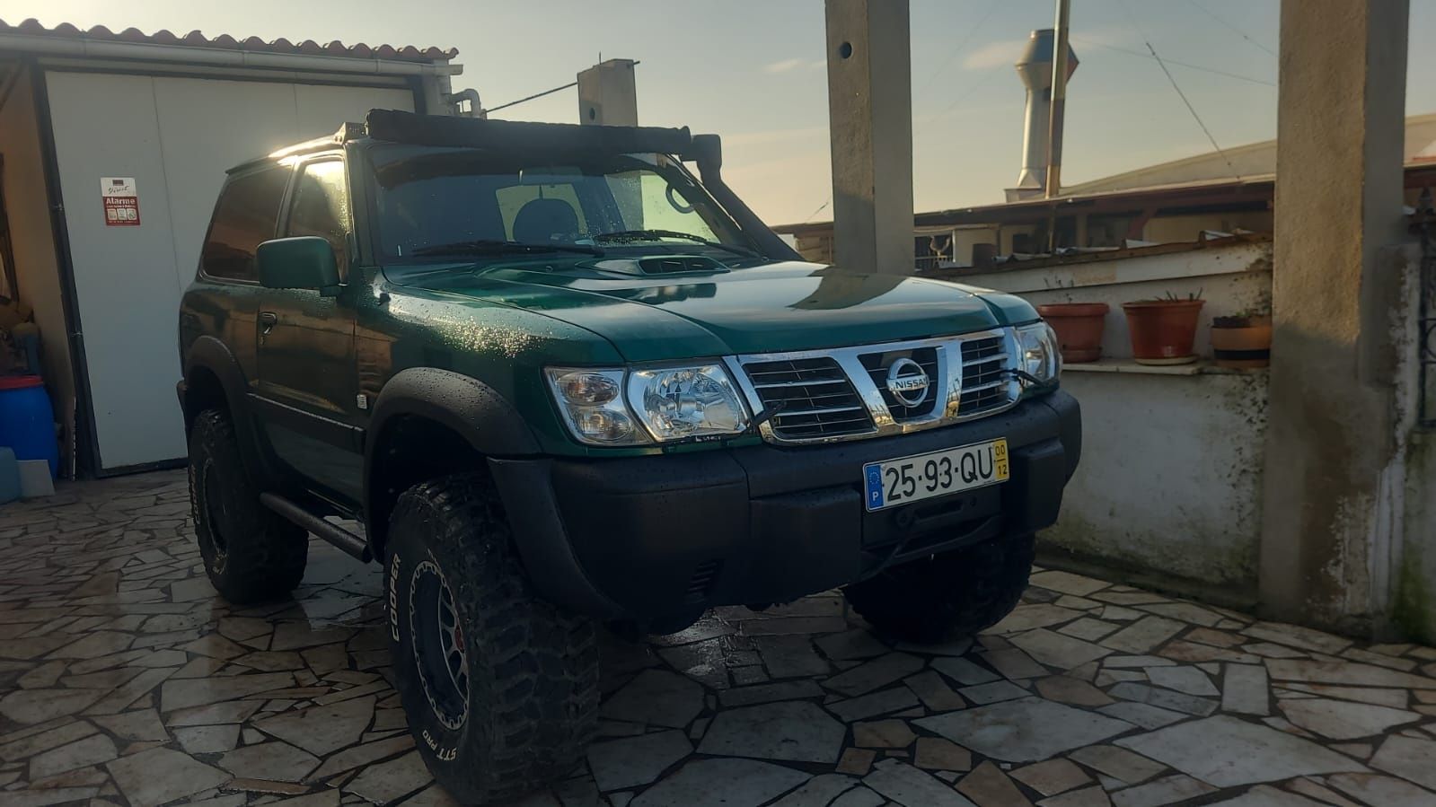 Nissan patrol gr y61 com homologações