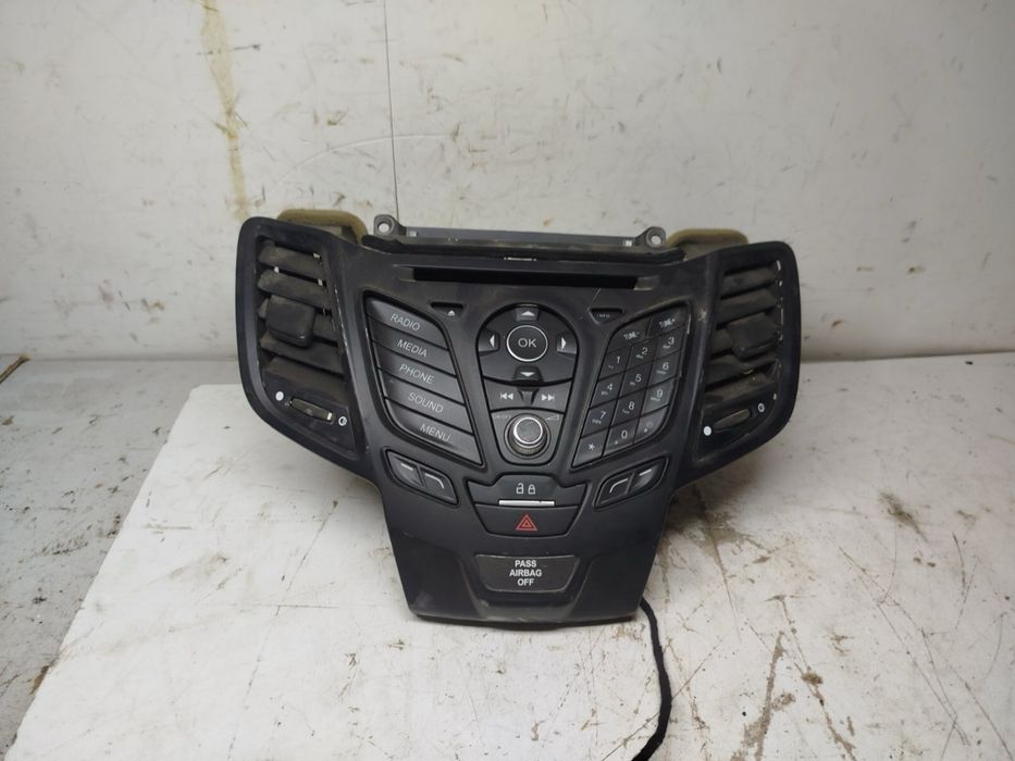 Магнітола Ford Fiesta