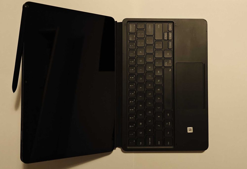 Samsung Galaxy Tab S7 wifi 128 gb + klawiatura book cover + rysik