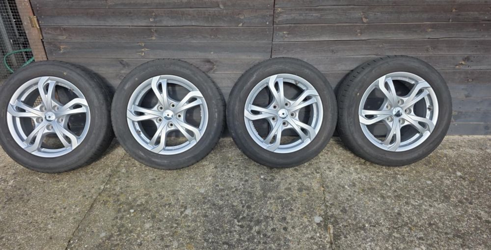 Orginalne alufelgi Hyundai 5x114,3 r16