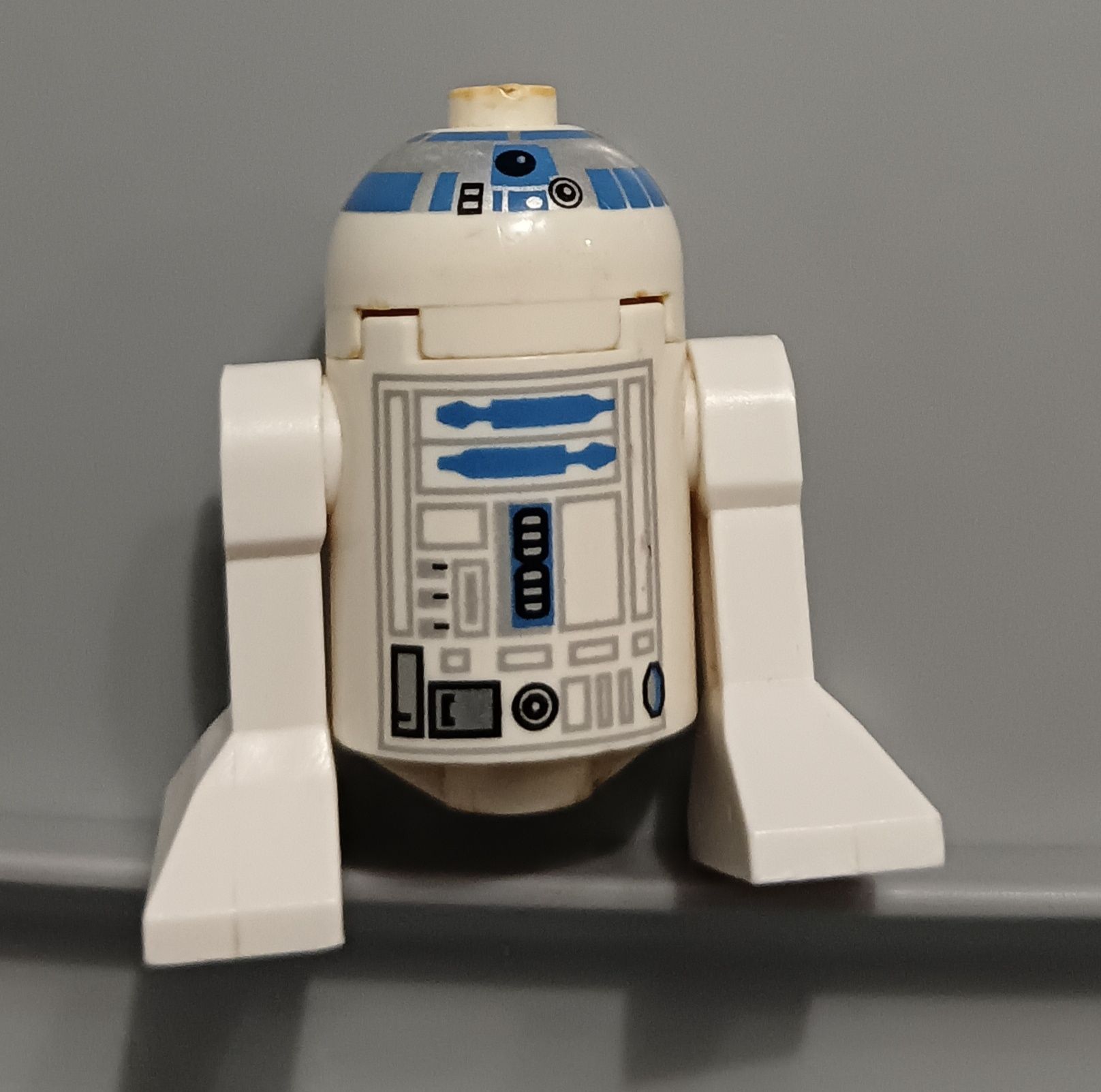 LEGO star wars R2-D2