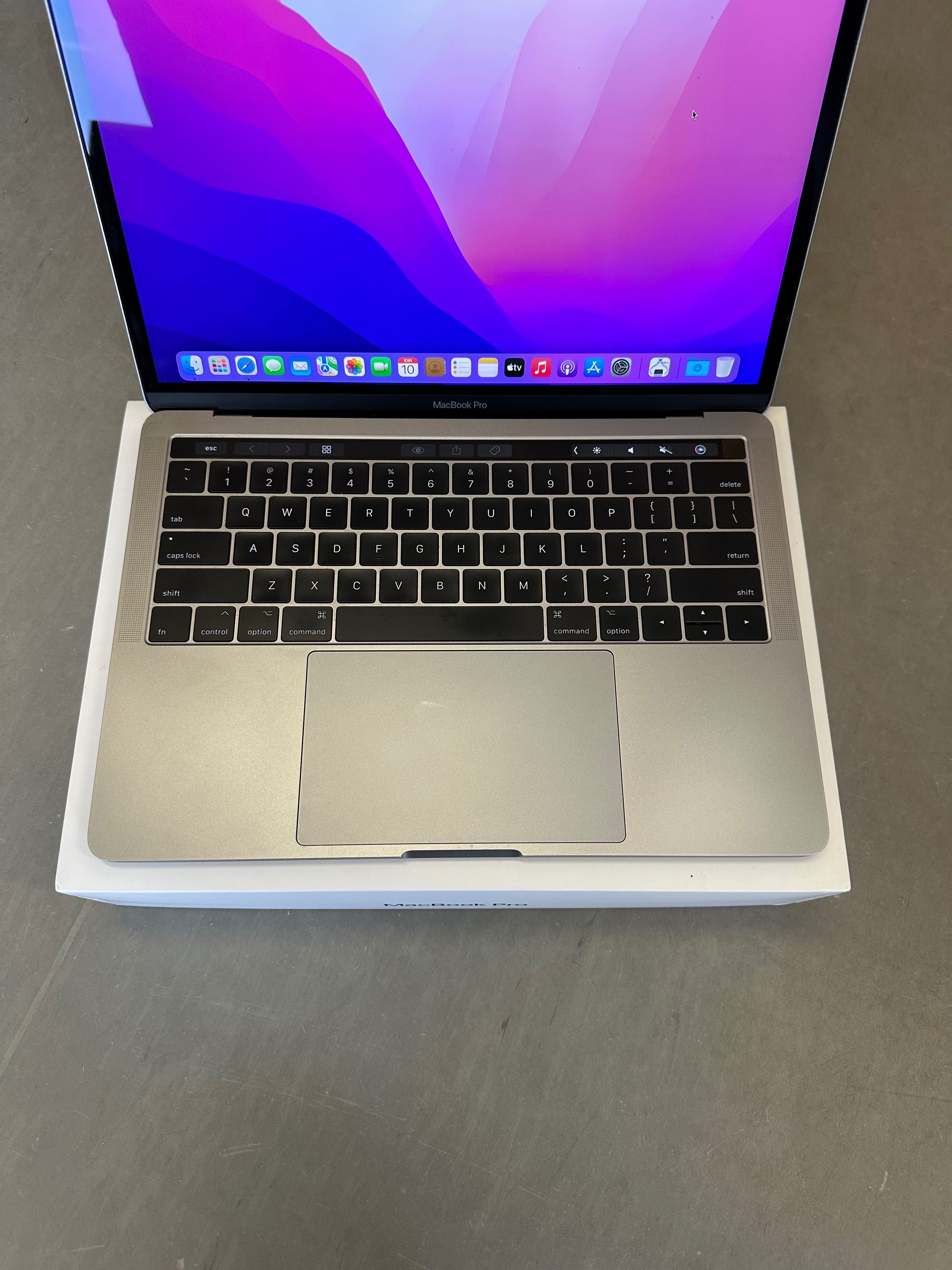 MacBook Pro 13,3” TOUCH BAR TOUCH ID 16/512 GB w idealnym stanie!