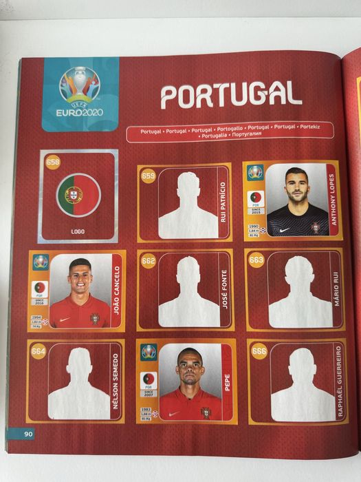 Caderneta Futebol EURO 2020 + 100 Cromos Colados