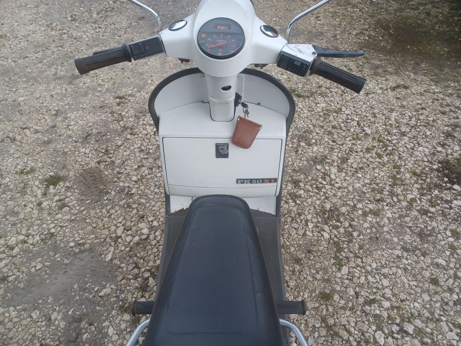 Vespa 1989 rok. Orginalny lakier.