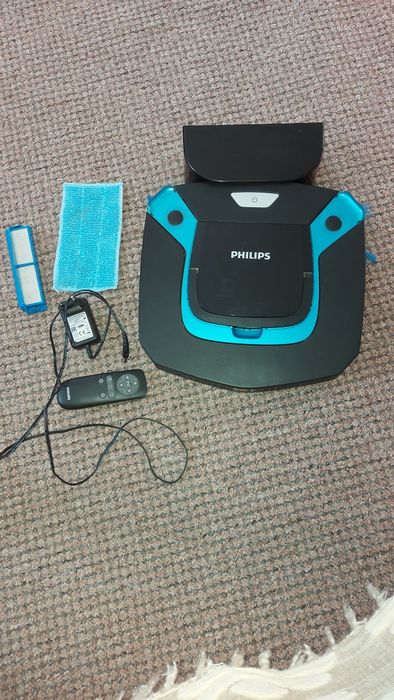 Робот пилосос Philips