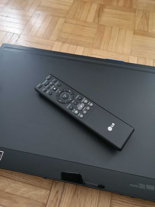 Odtwarzacz / Nagrywarka DVD LG RH388H