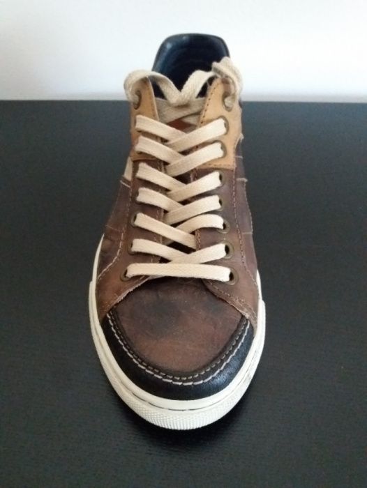 Sapato - Tenis CapSport Nº 39