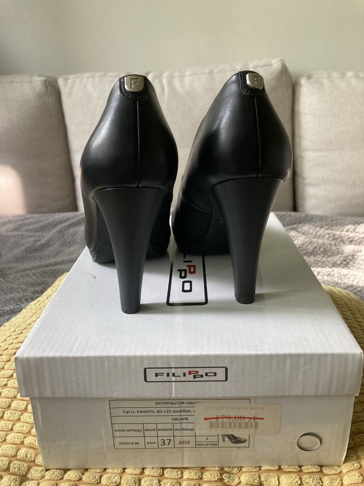 Buty Filippo na obcasie