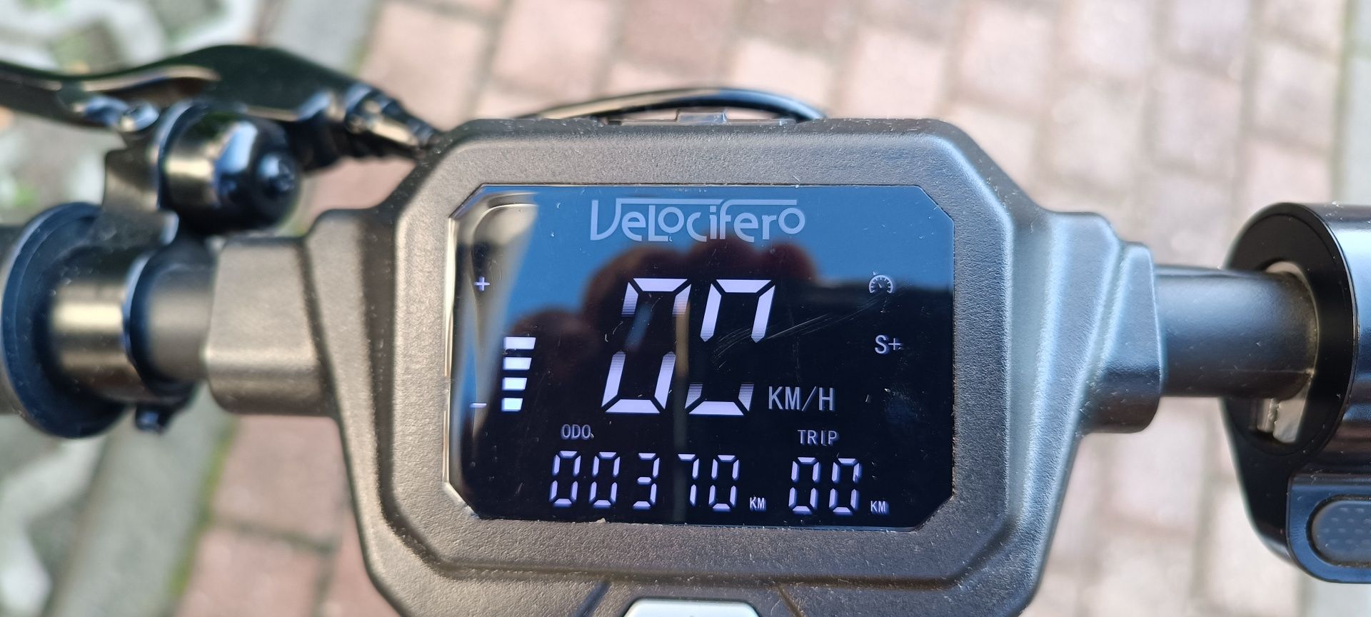 Hulajnoga elektryczna Hecht 5199 25 km/h