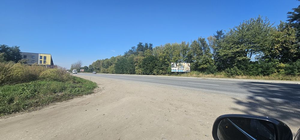 Продаю ділянку комерційного призначення