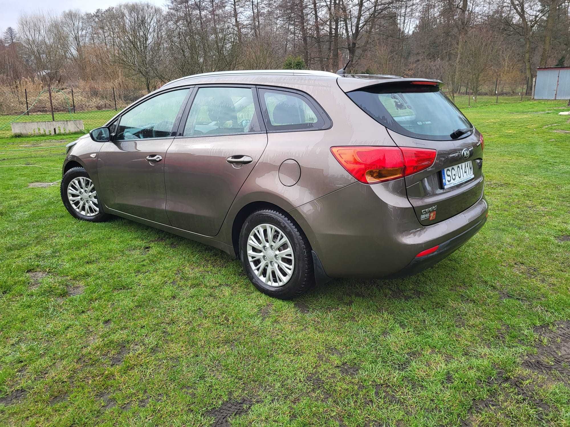Sprzedam KIA CEED 2015 1.6GDI  z Polskiego salonu KREDYT