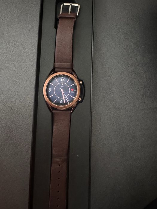 Продам galaxy watch 3