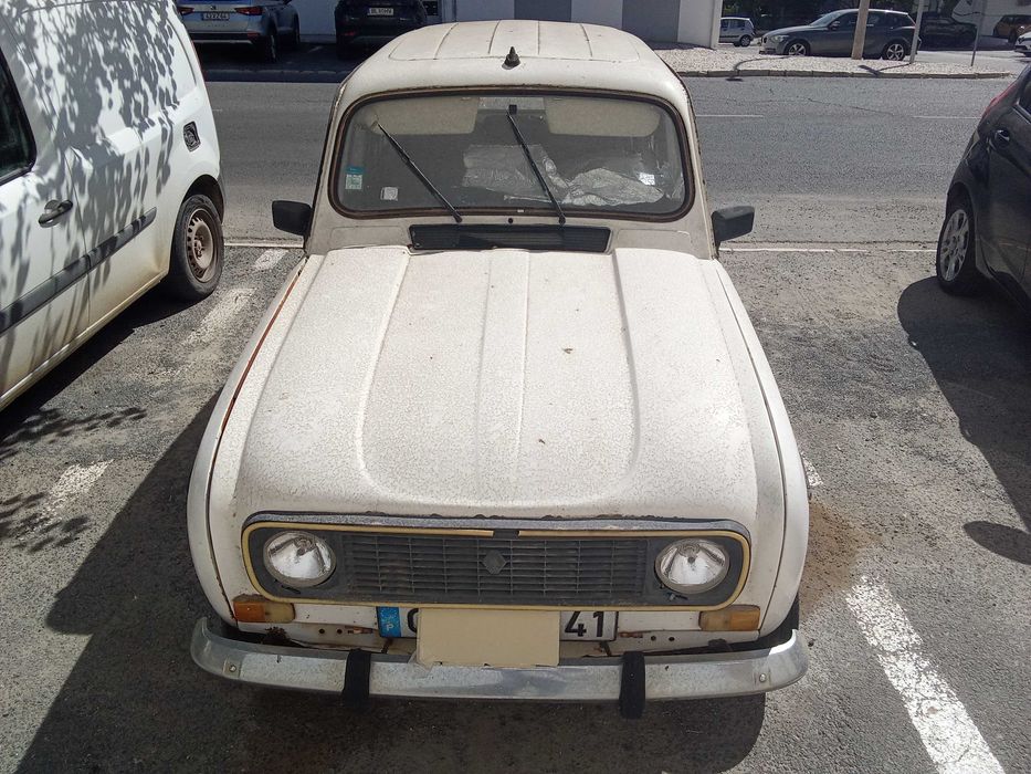 Renault 4l GTL , motor irrepreensível, ano 1988 com 120 000 Km
