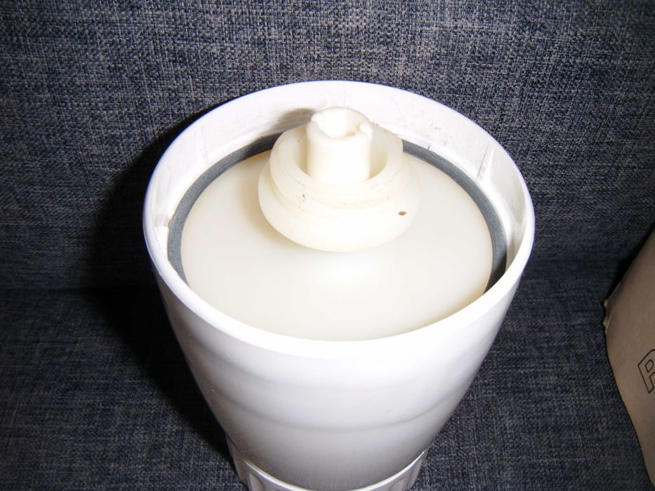 AKA Electric RG 28 (pojemnik do miksowania/młynek do kawy) - PRL