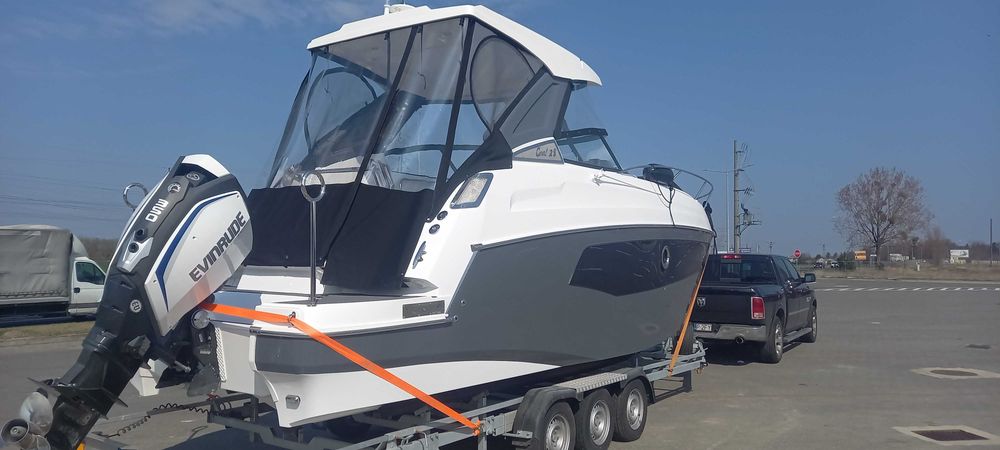 Jacht motorowy CORAL 28htc -2025 -gotowy do odbioru