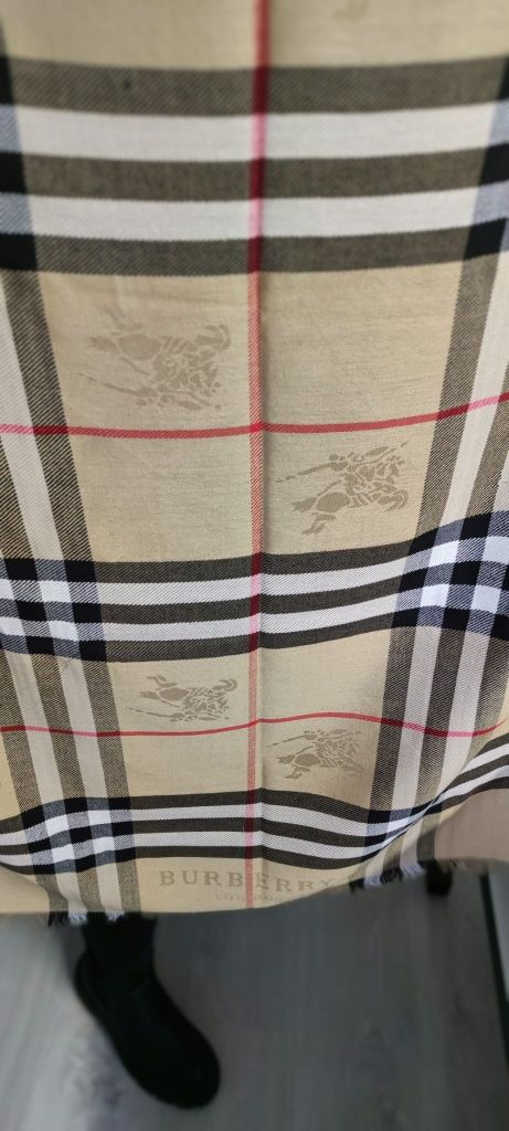 Encharpe Burberry