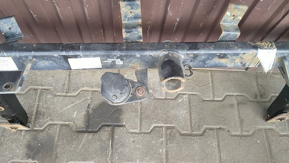 ) Meriva B belka haka