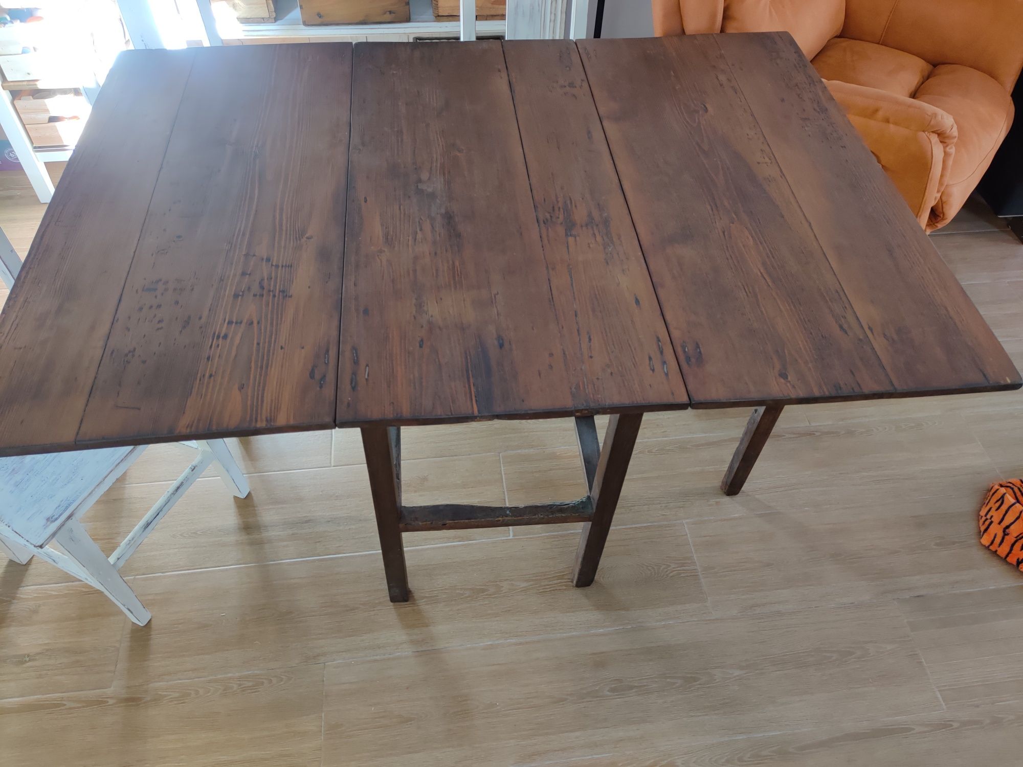 Mesa Holandesa restaurada
