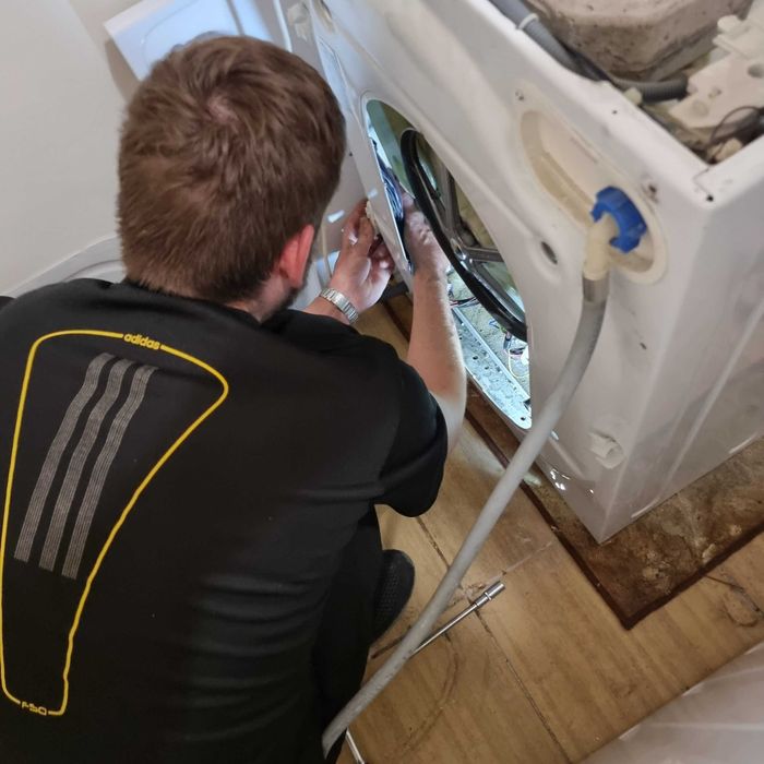 Ремонт духовок, плит, бойлерів, пральних машин, холодильників, котлів.