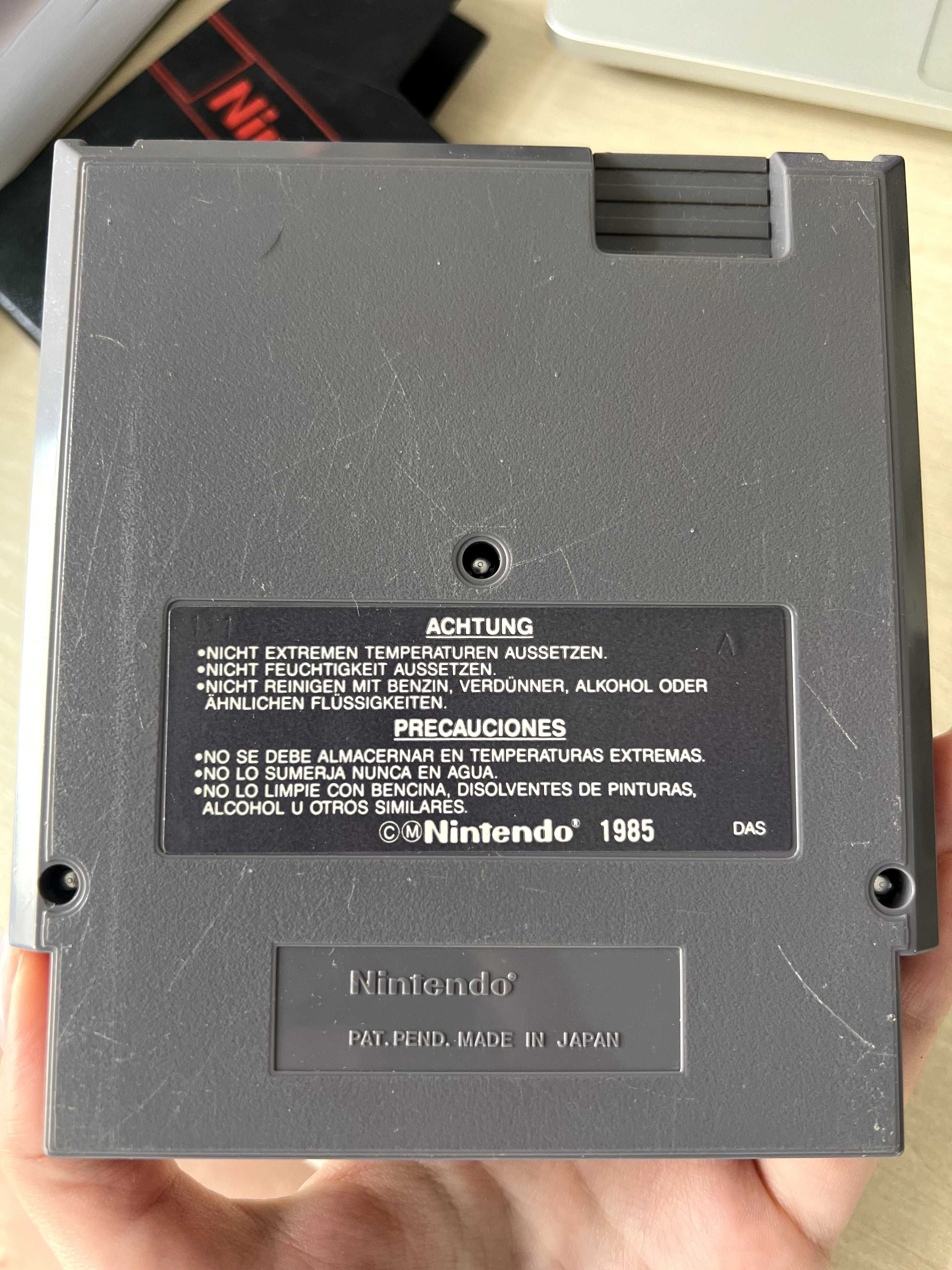Super Mario Bros Nintendo Entertaiment System 1985