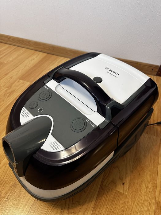 Пилосос BOSCH миючий