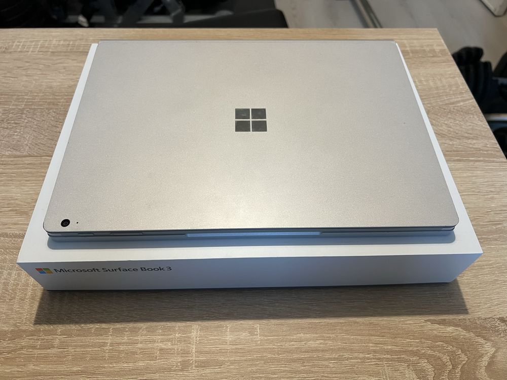 Novo Portátil Microsoft Surface Book 3 13.5 Touch i7 256Gb Windows 11