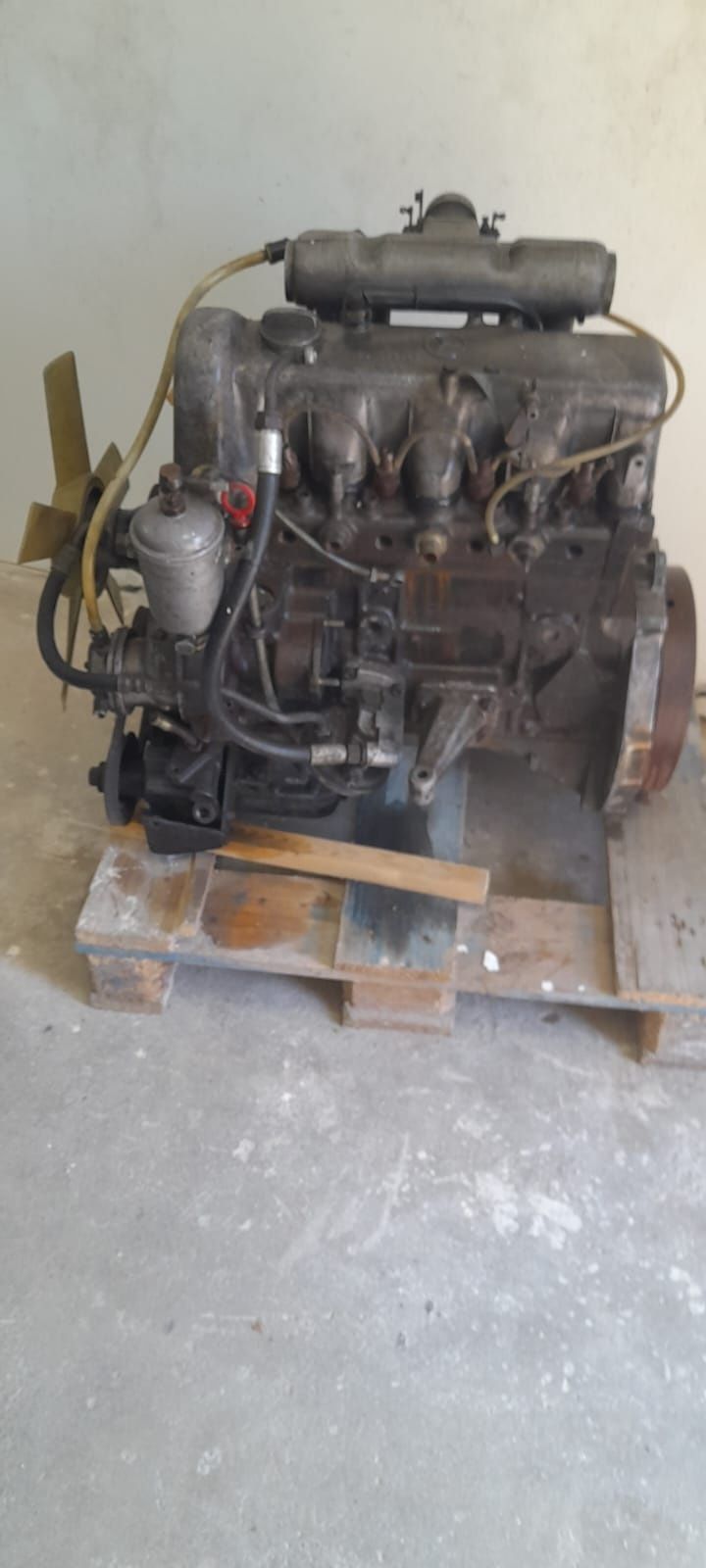 Motor 200/8 mercedes do ano 1972