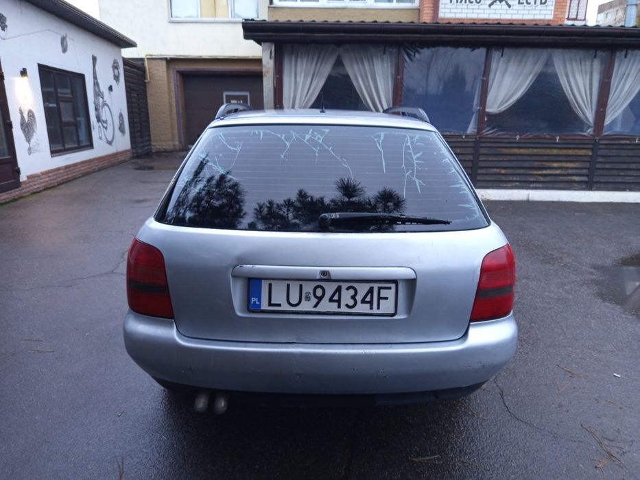 Продам авто Audi a4 универсал
