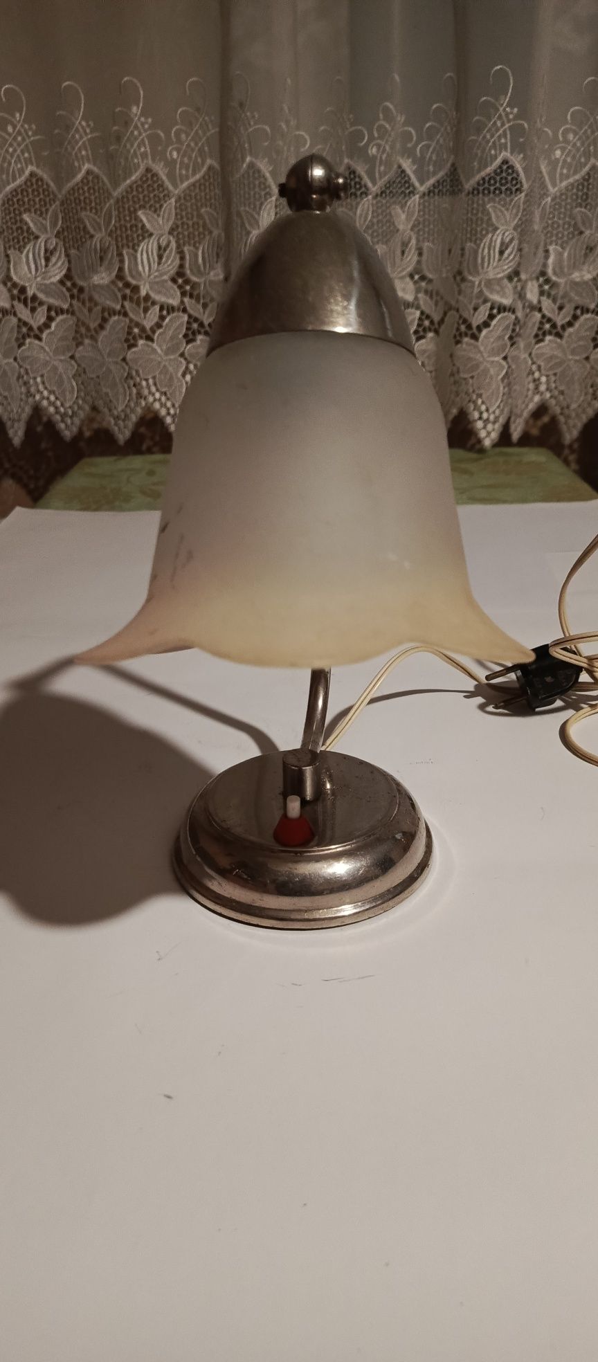 Stara lampka biurkowa