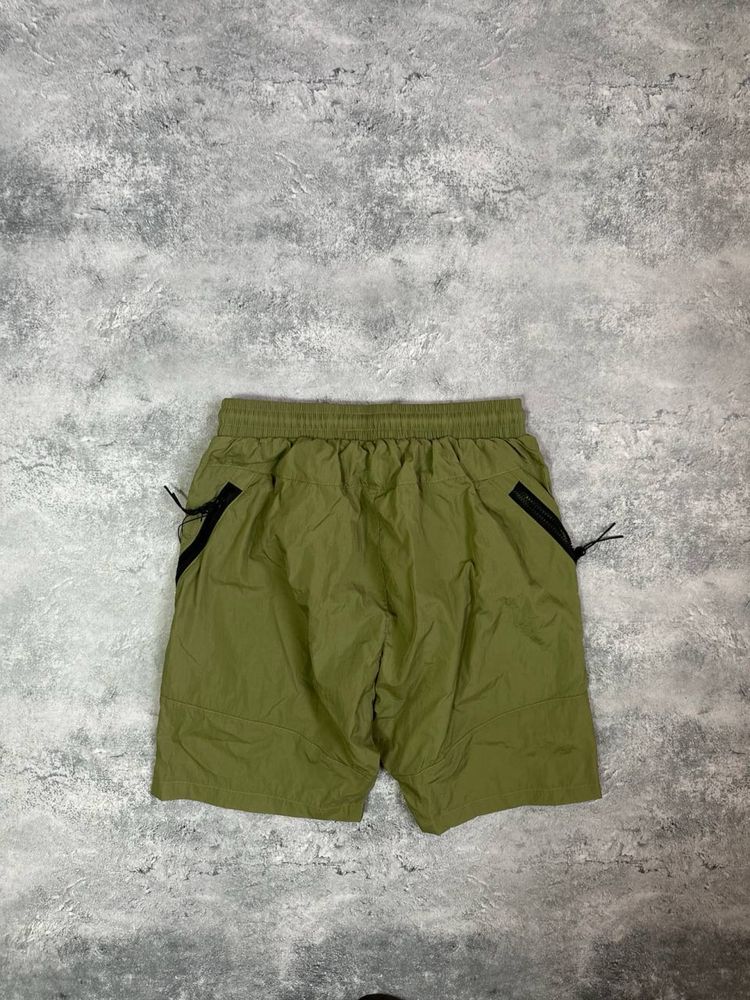 Чорні Зелені Нейлонові шорти cp company сіпі компані з лінзою s m l xl