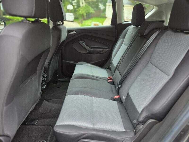 2017 Ford C-MAX Hybrid SE