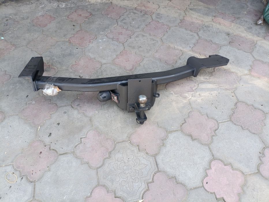 Фаркоп Lexus LX 470/ Toyota lend cruiser 100