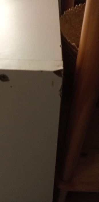 Móvel branco com gaveta