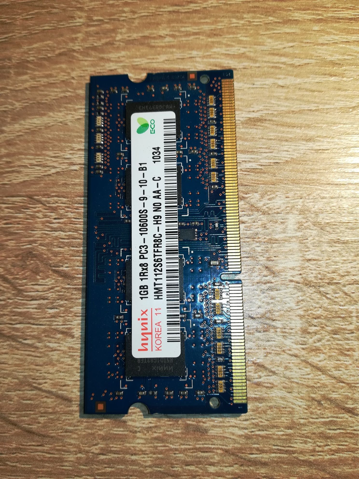 Pamięć SODIMM RAM Hynix 1 GB HMT112S6BFR6C-H9