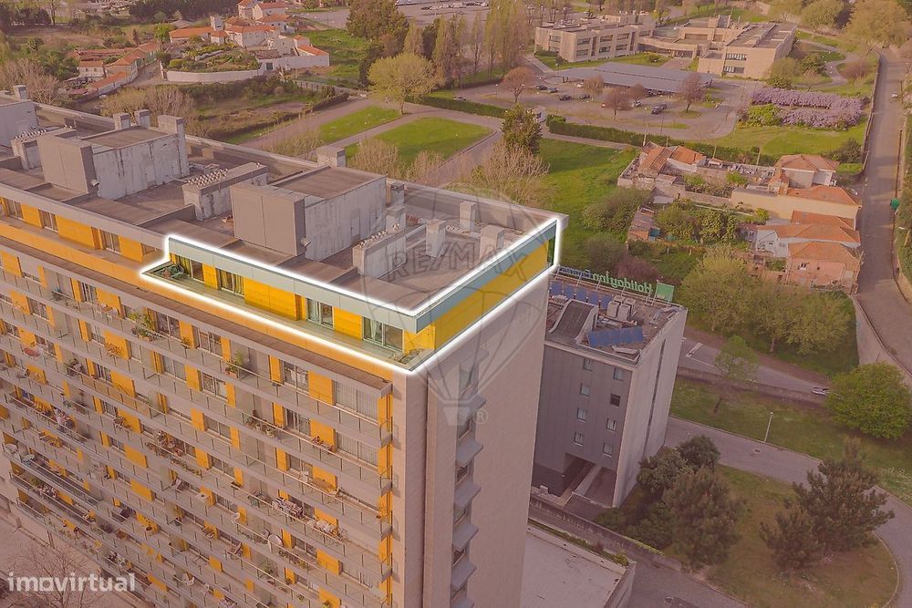 Apartamento T4 para venda