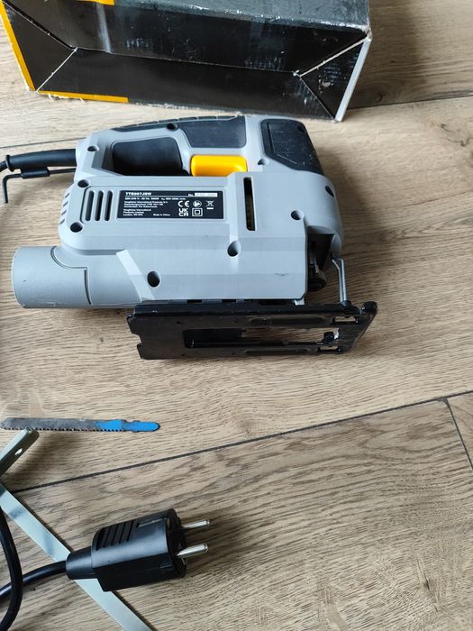 Wyrzynarka Titan 600 Wat