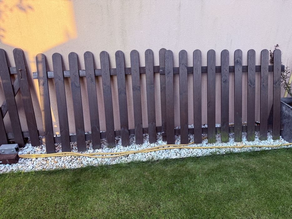 Płotek ogrodzenie 4 metry z furtką