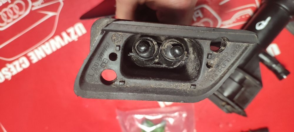 Komplet Spryskiwaczy Lamp Xenon Audi A6 C5 2.5 Quattro Lift LZ5L