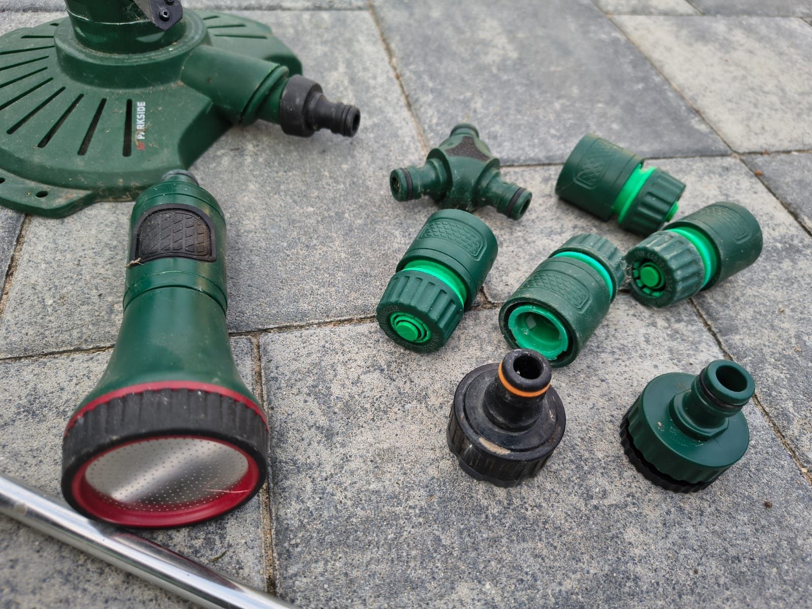 Akcesoria Parkside do nawadniania - 4x zraszacz, pistolet, złączki