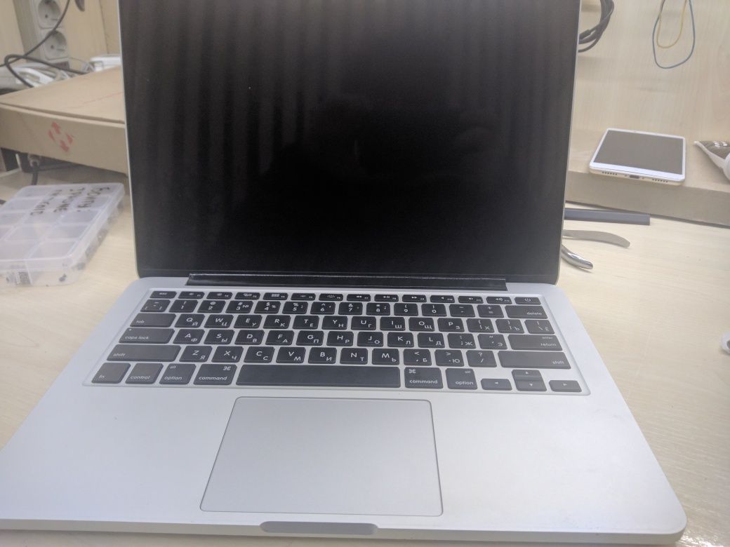 MacBook pro a1502 (2015)