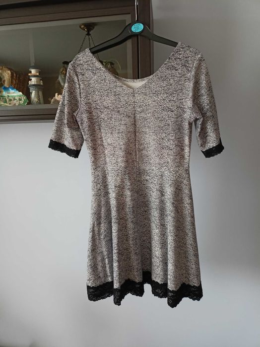 Sukienka - rozmiar M