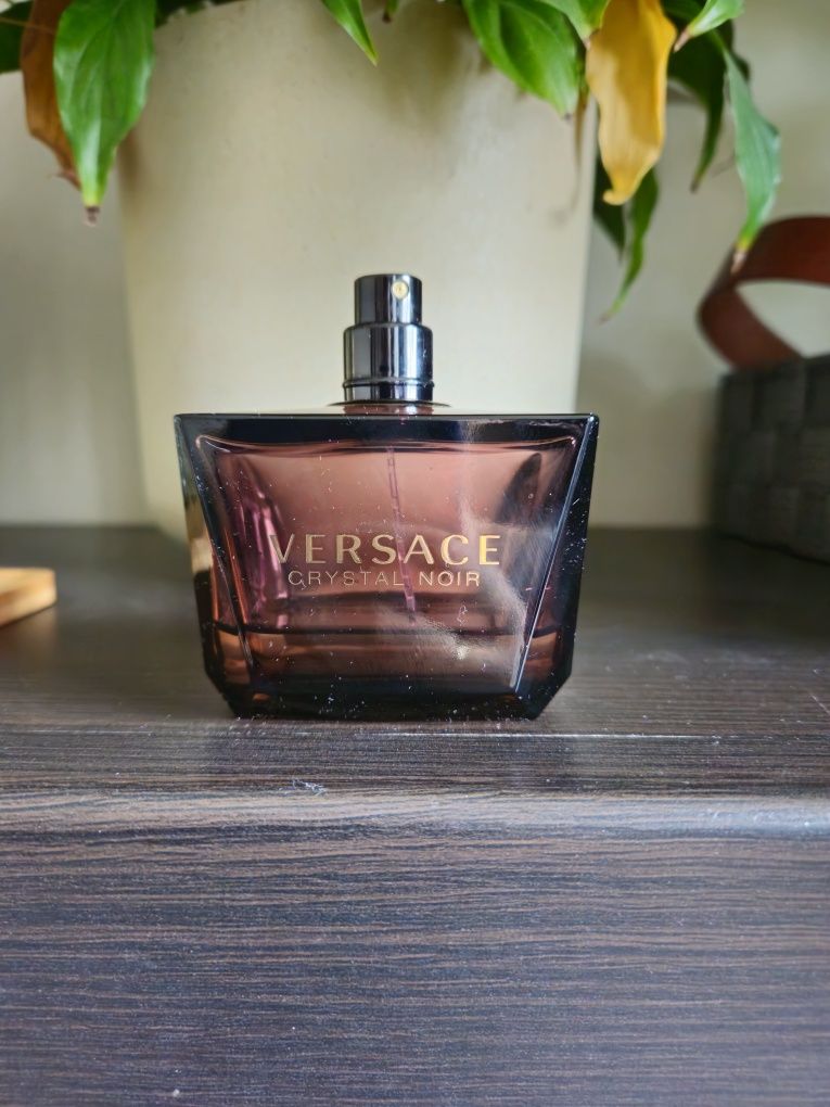 Crystal Noir Versace, 90 ml