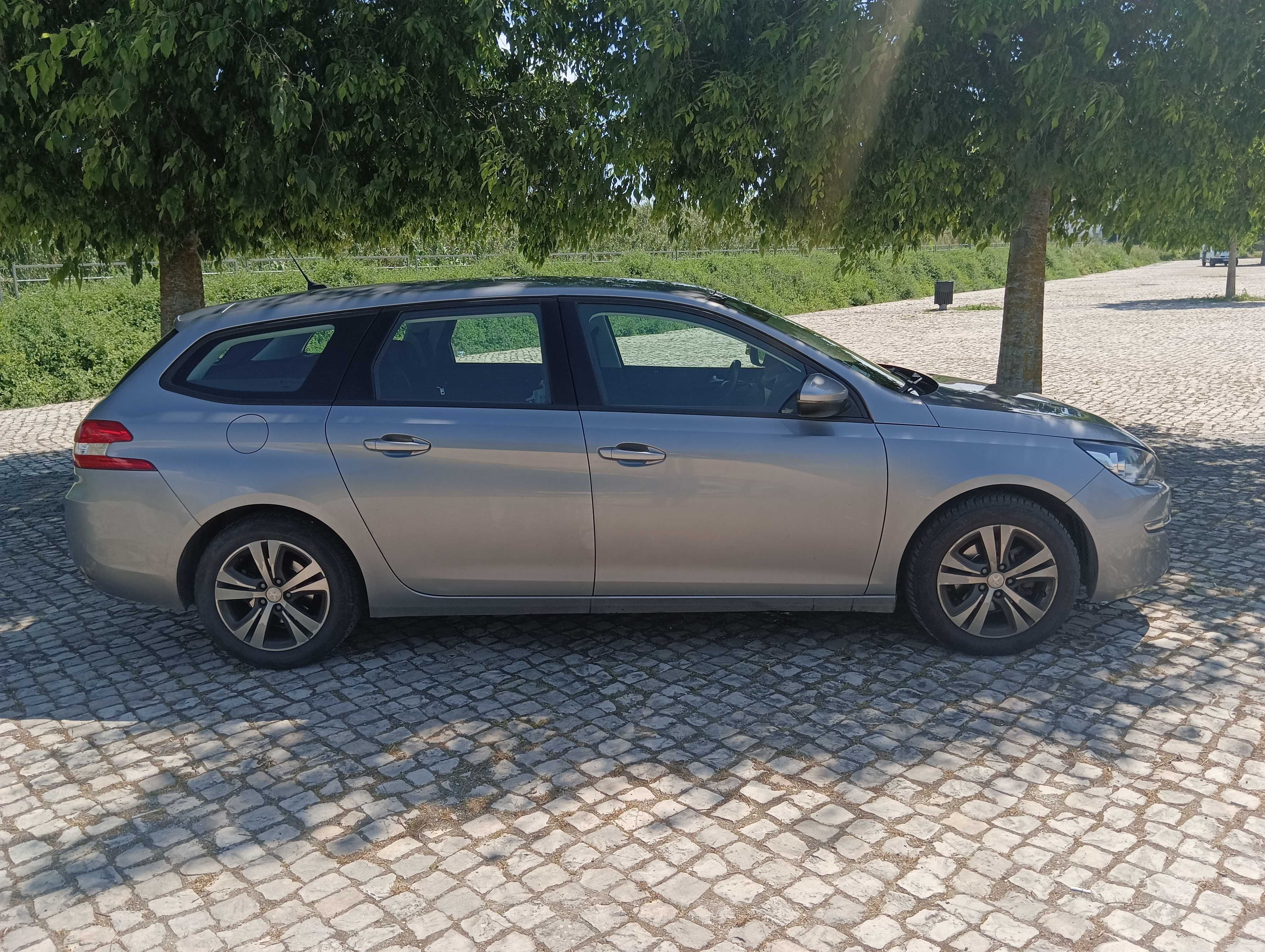 Peugeot 308 carrinha em excelente estado.