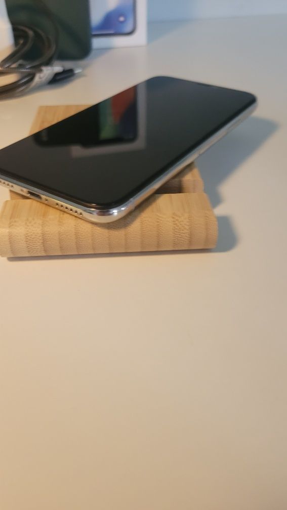 iPhone X • 100% Kondycji